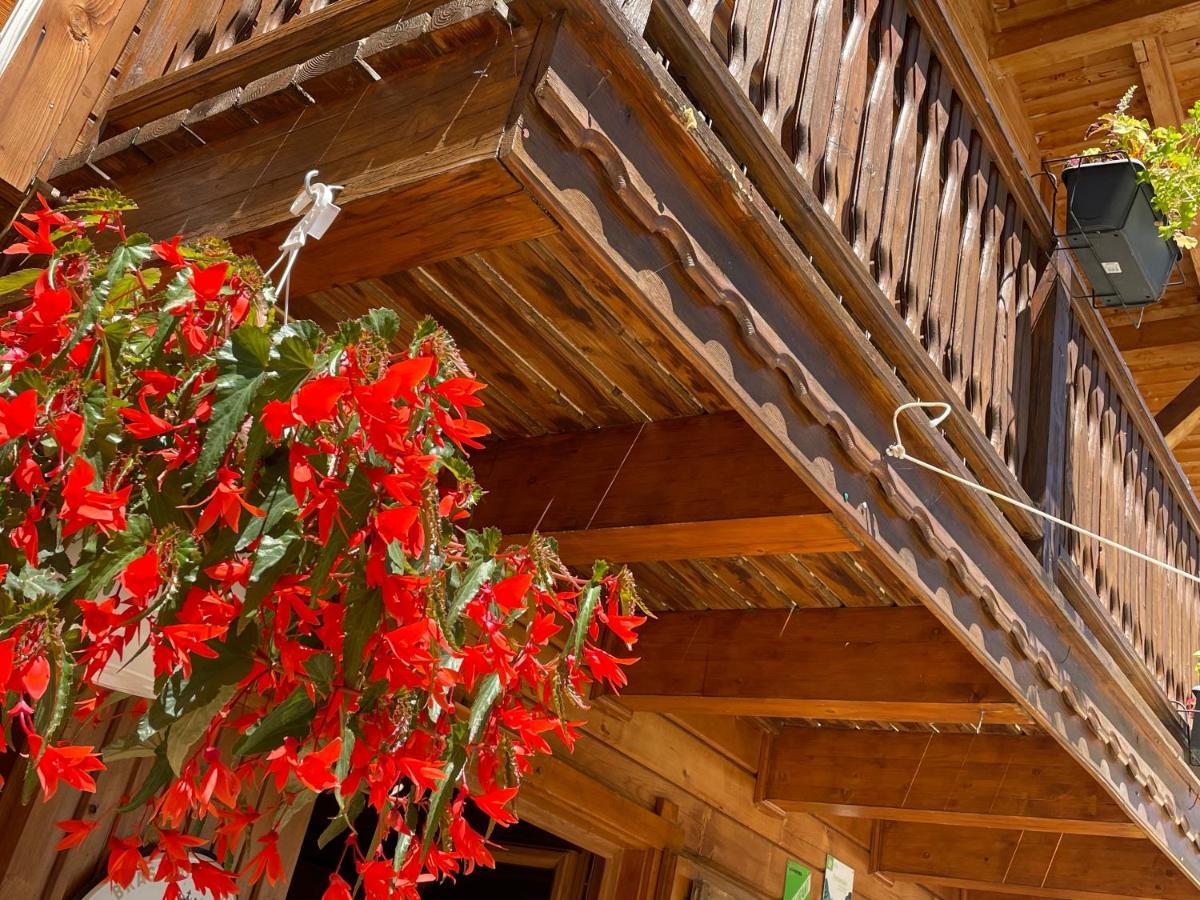 Le Chalet, chambres d hôtes, petit déjeuner inclus Roubion Extérieur photo
